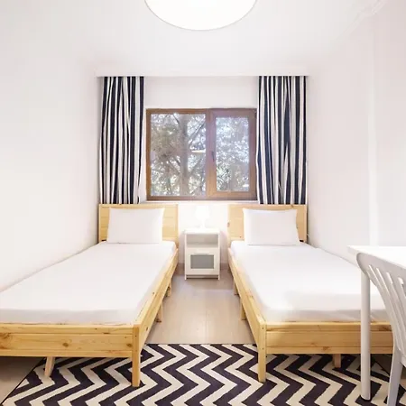 Remarkable Close To With Pool In Sile * Estambul